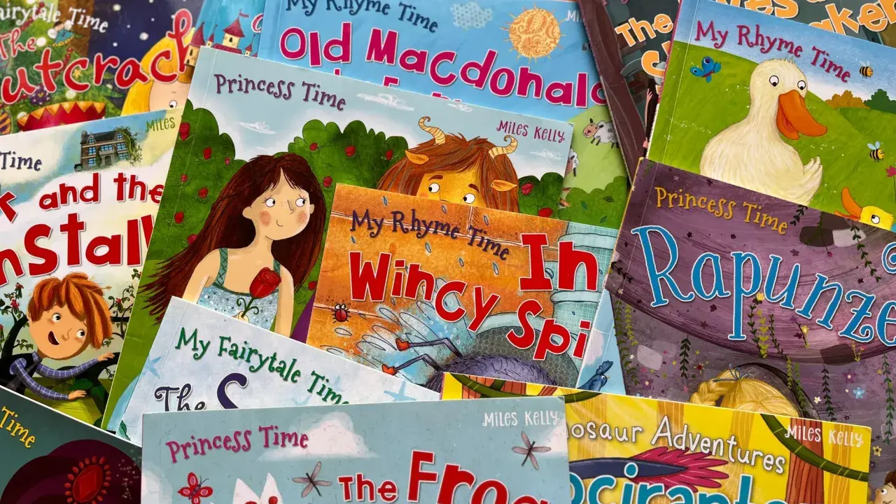 Książki z serii "Princess Time", "My Rhyme Time" i "My Fairytale Time" to wspaniałe bajki po angielsku dla dzieci, pełne kolorowych ilustracji.